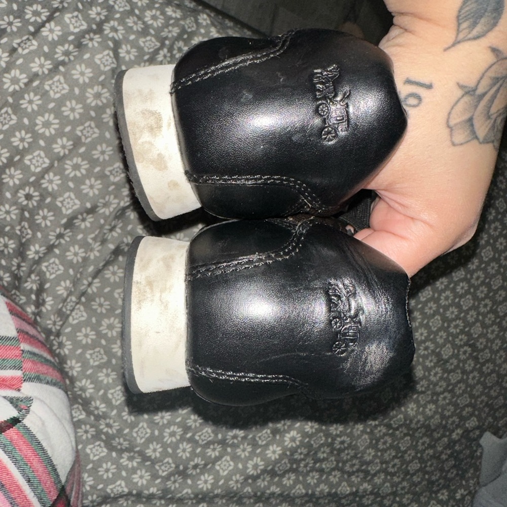 Coach Shoes - Picture 4 of 5